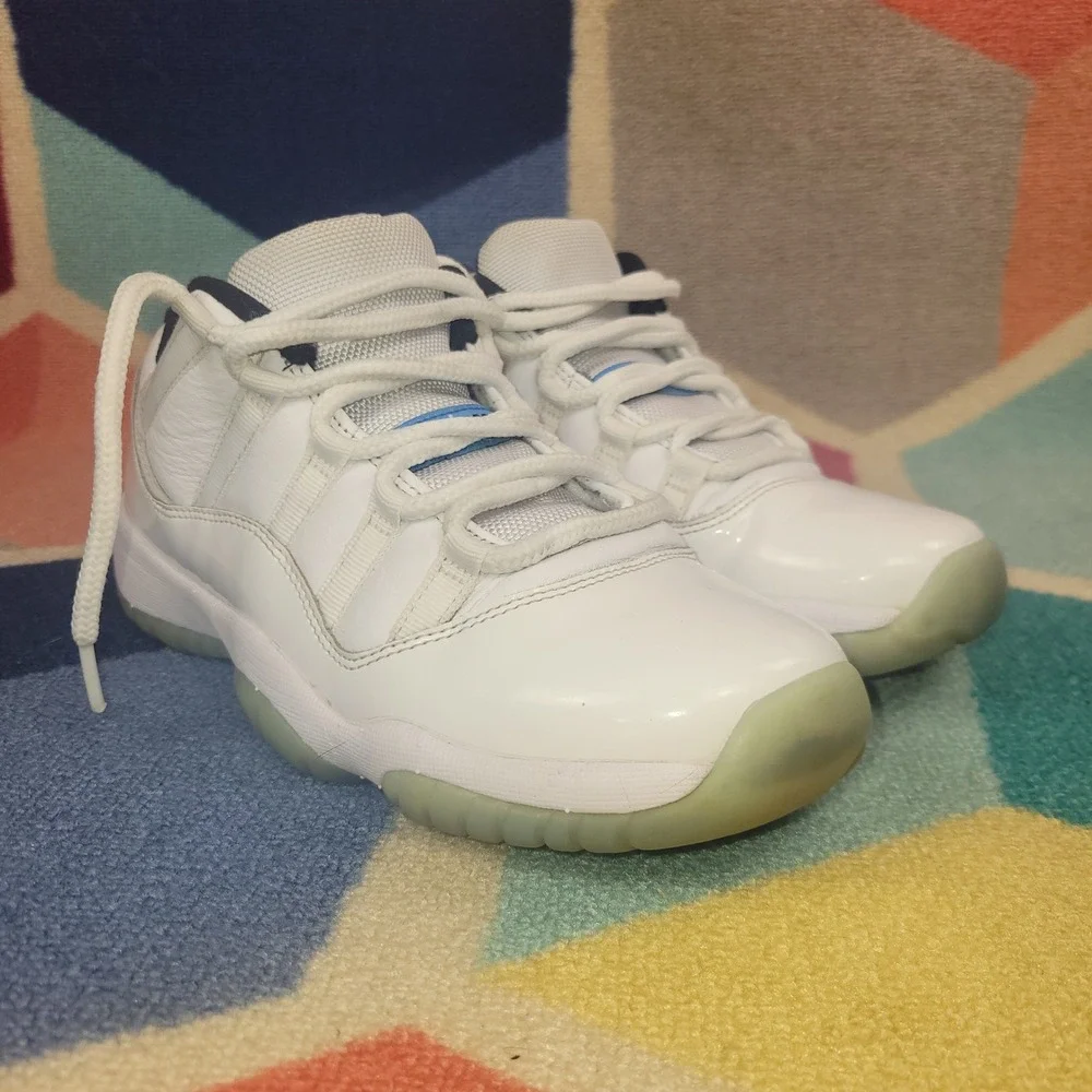 Jordan 11 Retro Low Legend Blue White University Blue Size‎ 7y